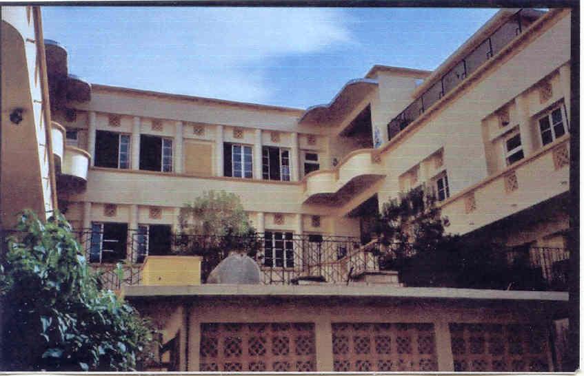09 ECOLE JULES RENARD 2002 ECOLE JULES RENARD.JPG